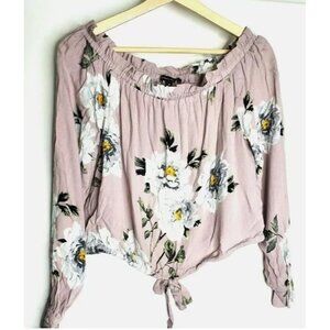 Kendall & Kylie Top Size Large